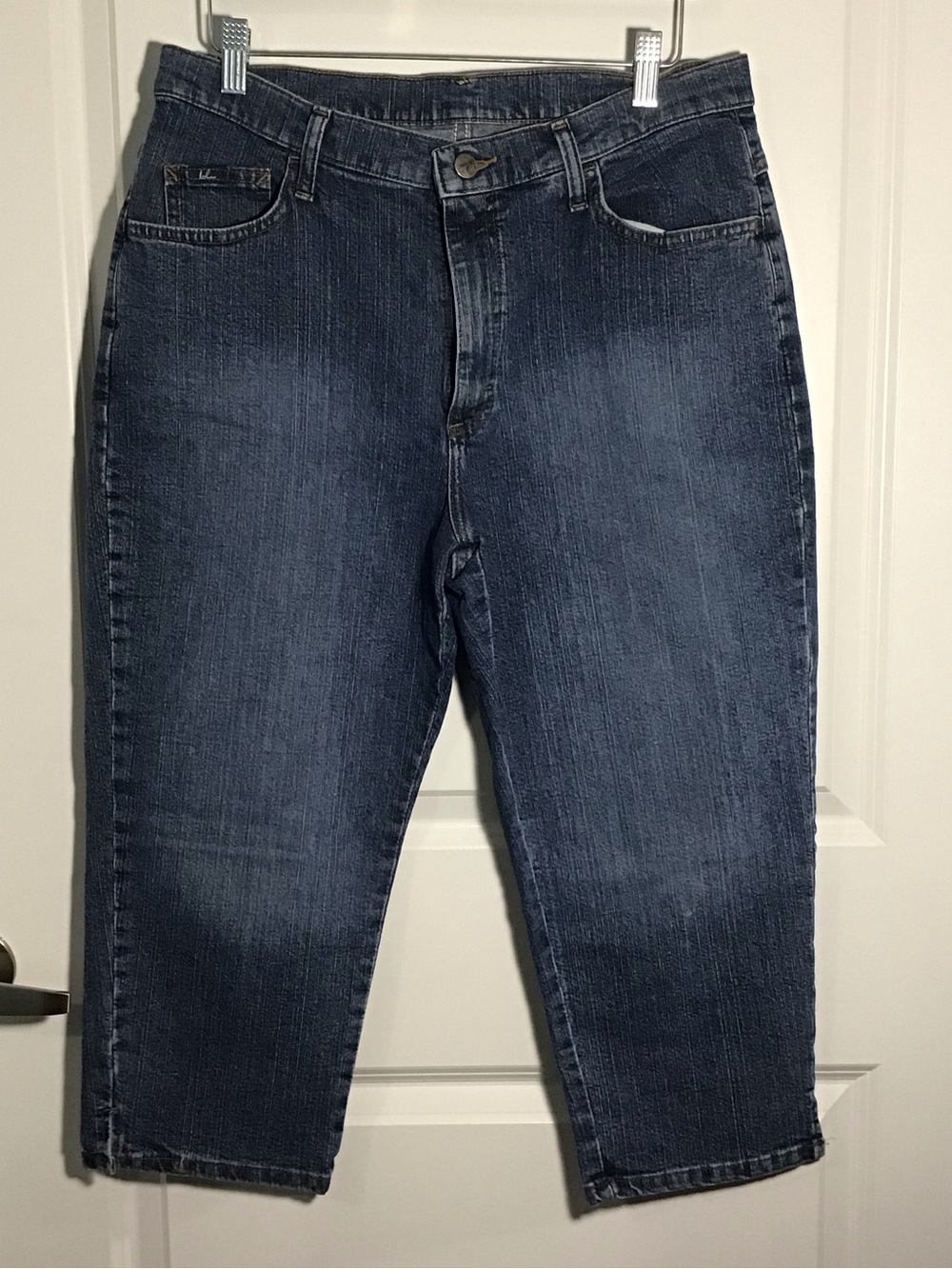 Blu Capris in Dark Blue Denim - Classic Casual Capris Size 16